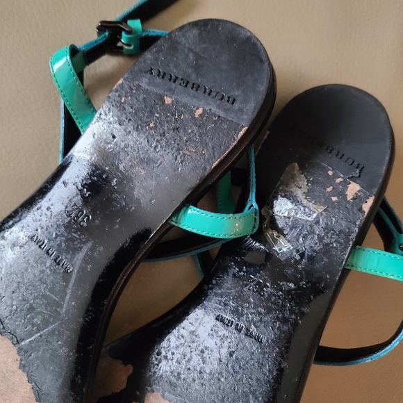 Burberry Sandals - Picture 3 of 8